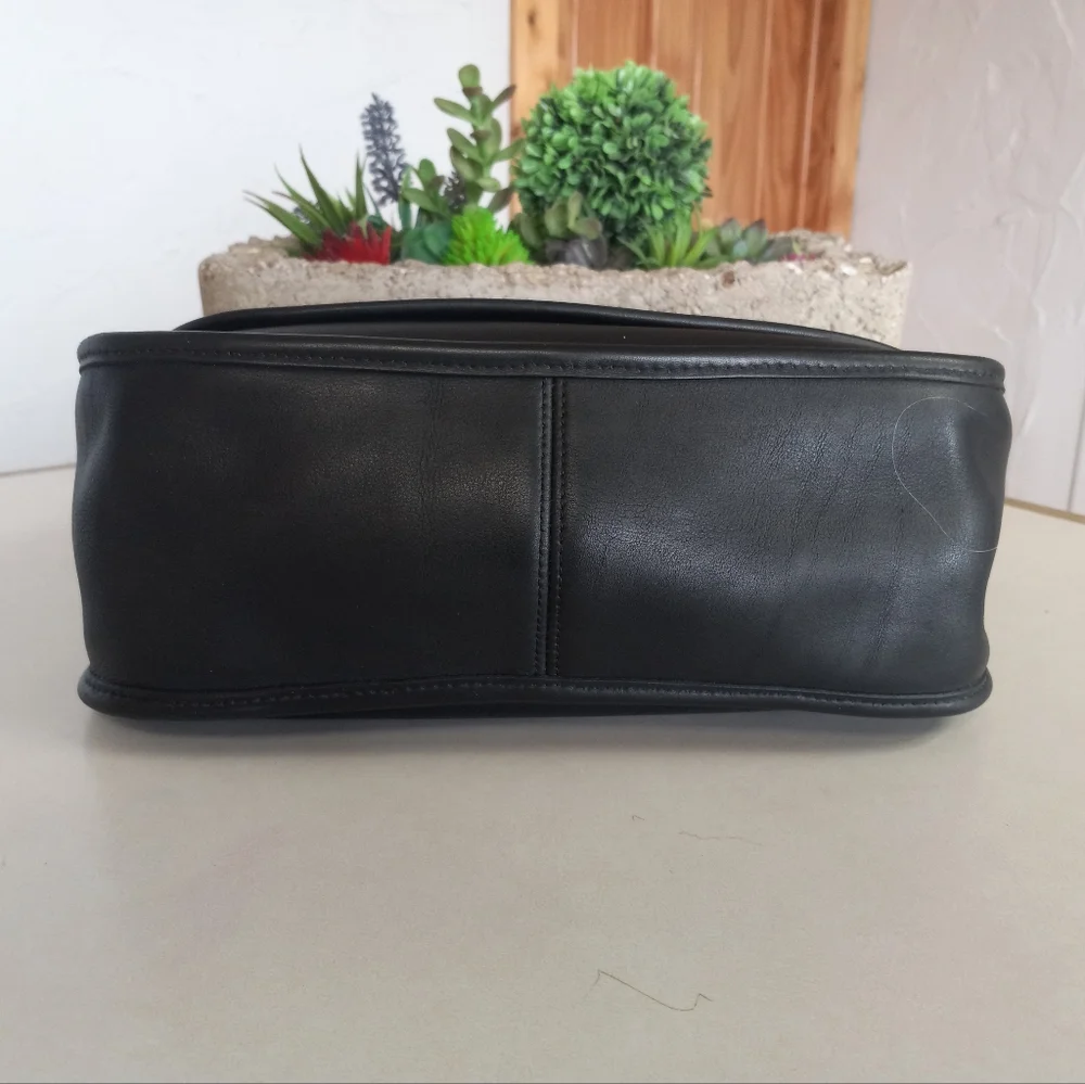 Coach Patricia's Legacy, 2001 Crossbody Bag, #9951 Black